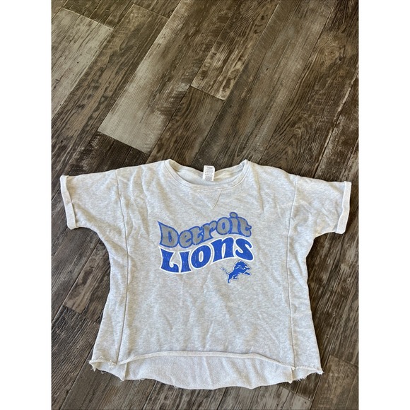 Detroit Lions Womens Size Large Short Sleeve Crewneck Sweatshirt NFL Football - Picture 1 of 7